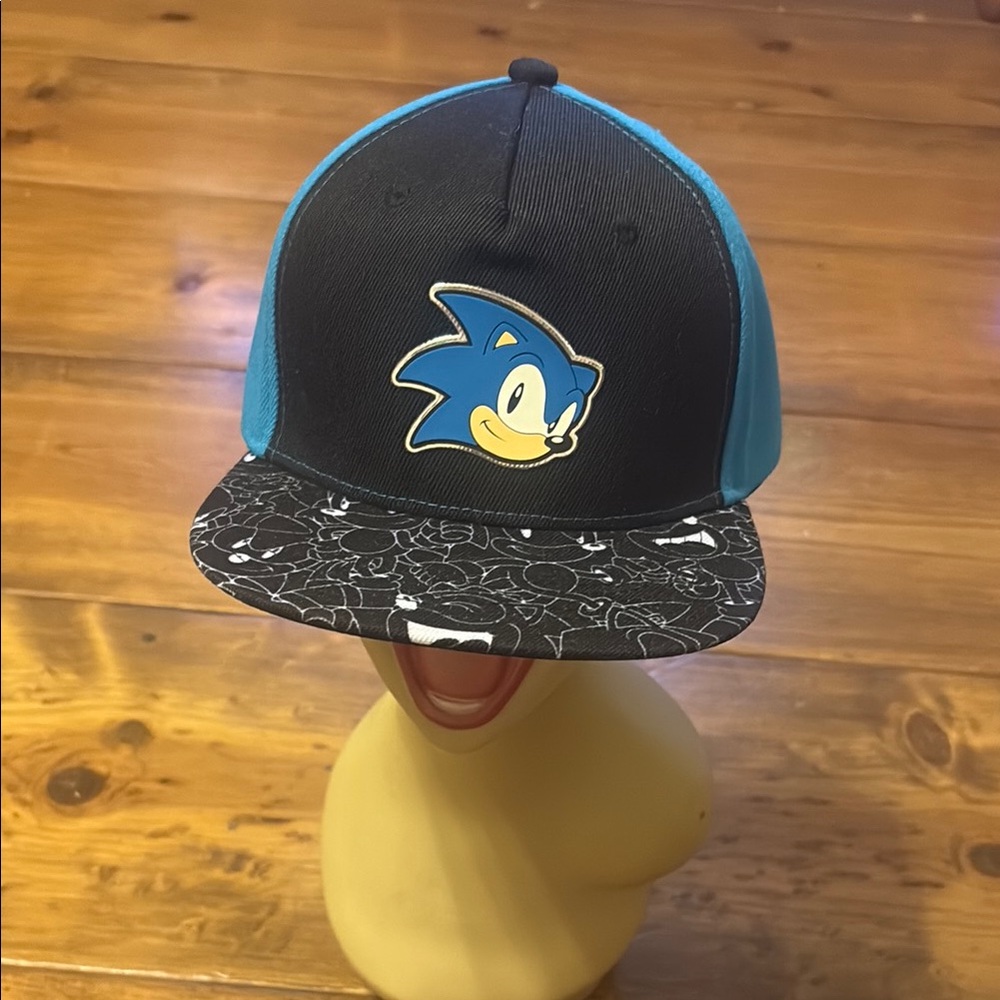 NEW! Sonic The Hedgehog Hat / Adult One Size SnapBack Adjustable SEGA NWT